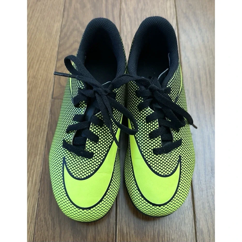 Nike Kids Neon Yellow and Black Soccer Cleats